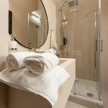 Lavilo Main Square Lejlighedshotel 3*