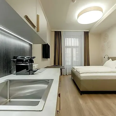 Lavilo Center 3* Graz