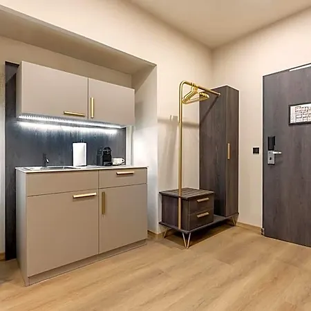 Apartmanhotel Lavilo Center 3*